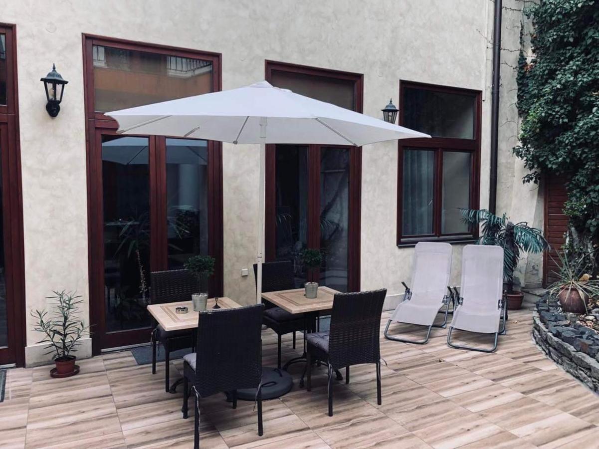 Atrium Panzio Hotel Esztergom Exterior photo